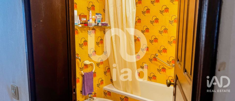 Moradia T4 em Faro (Sé e São Pedro) de 144 m²