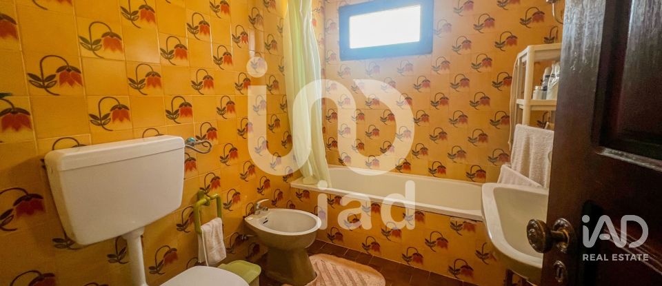 Moradia T4 em Faro (Sé e São Pedro) de 144 m²