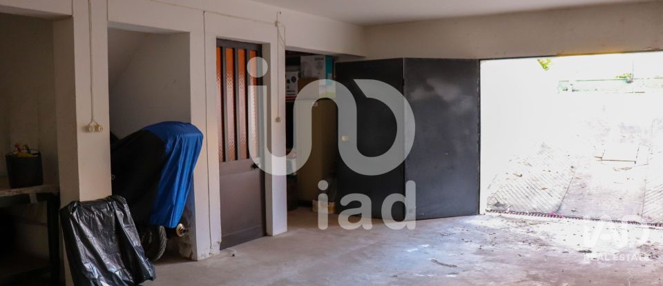 Moradia T4 em Faro (Sé e São Pedro) de 144 m²