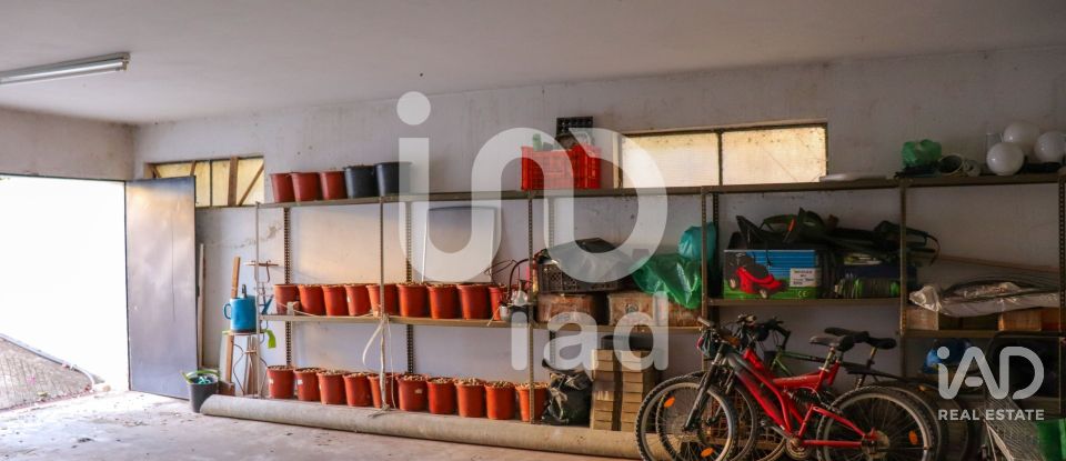 Moradia T4 em Faro (Sé e São Pedro) de 144 m²