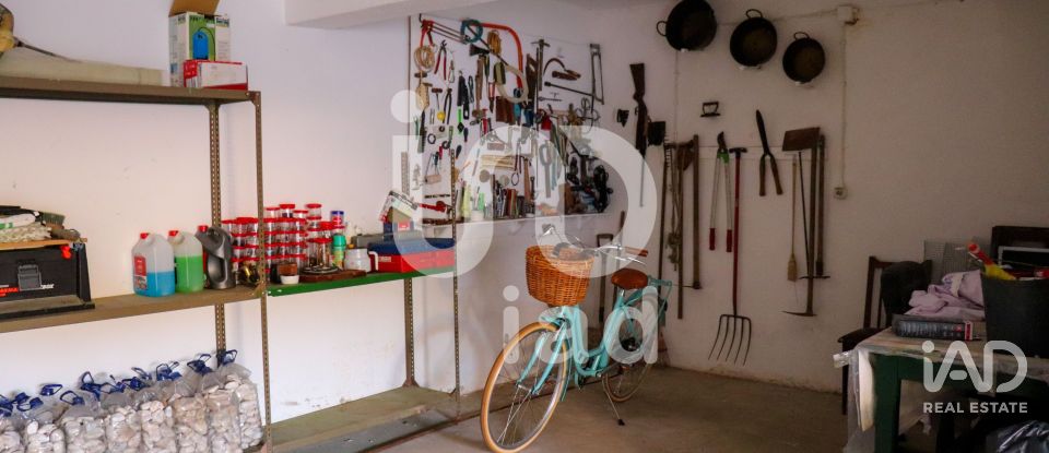 Moradia T4 em Faro (Sé e São Pedro) de 144 m²