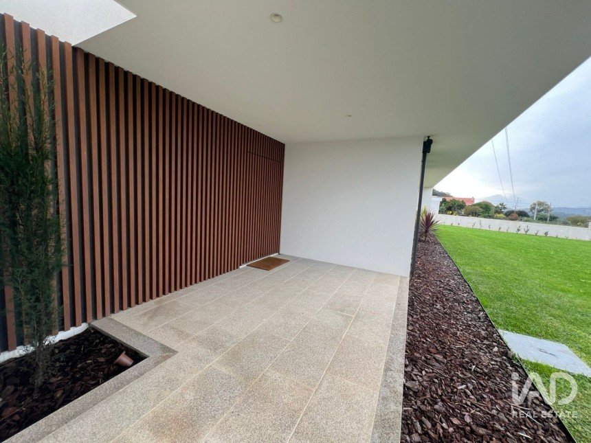 Maison T3 à Pico de Regalados, Gondiães e Mós de 209 m²