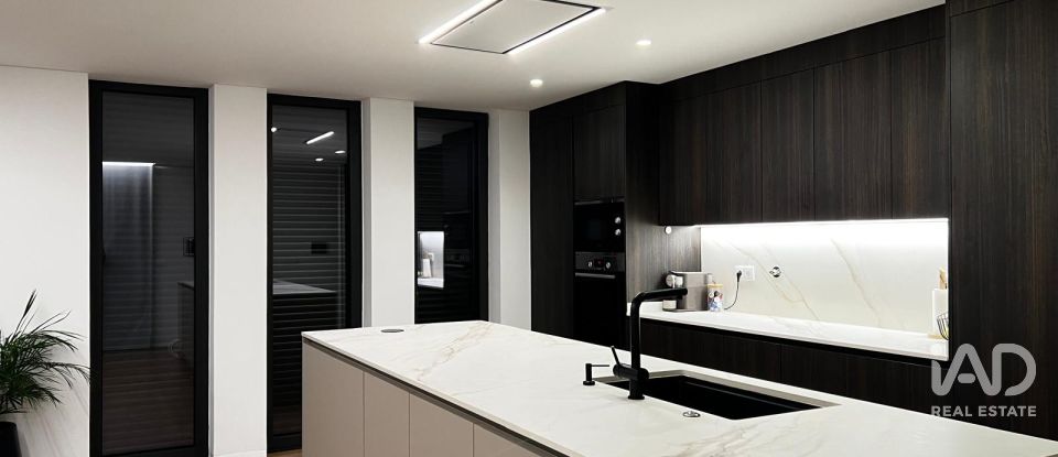 Maison T3 à Pico de Regalados, Gondiães e Mós de 209 m²