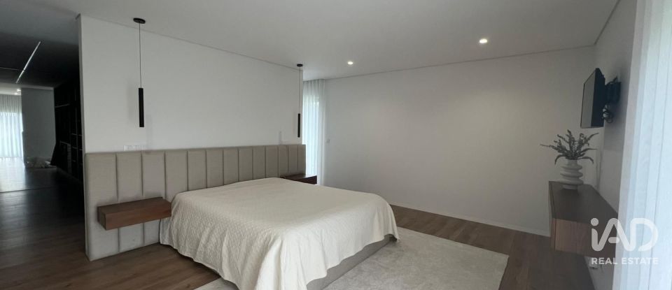 Maison T3 à Pico de Regalados, Gondiães e Mós de 209 m²