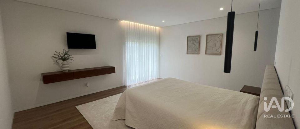 Maison T3 à Pico de Regalados, Gondiães e Mós de 209 m²