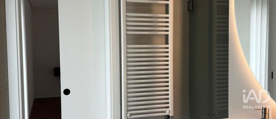 Maison T3 à Pico de Regalados, Gondiães e Mós de 209 m²