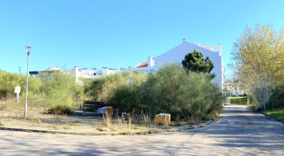 Terrain à Palmela de 1 763 m²