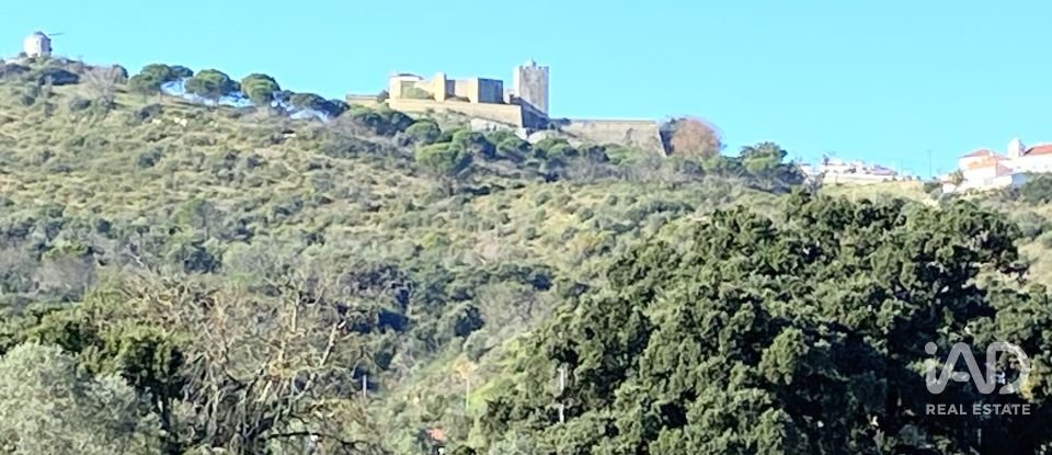 Terrain à Palmela de 1 763 m²