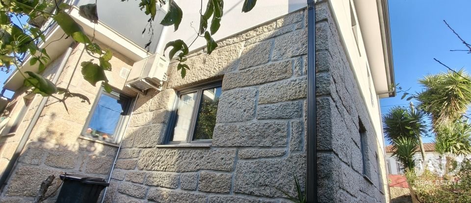 Maison T3 à Milheirós de 177 m²