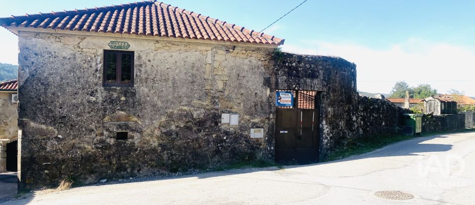 House T1 in Romarigães of 176 m²