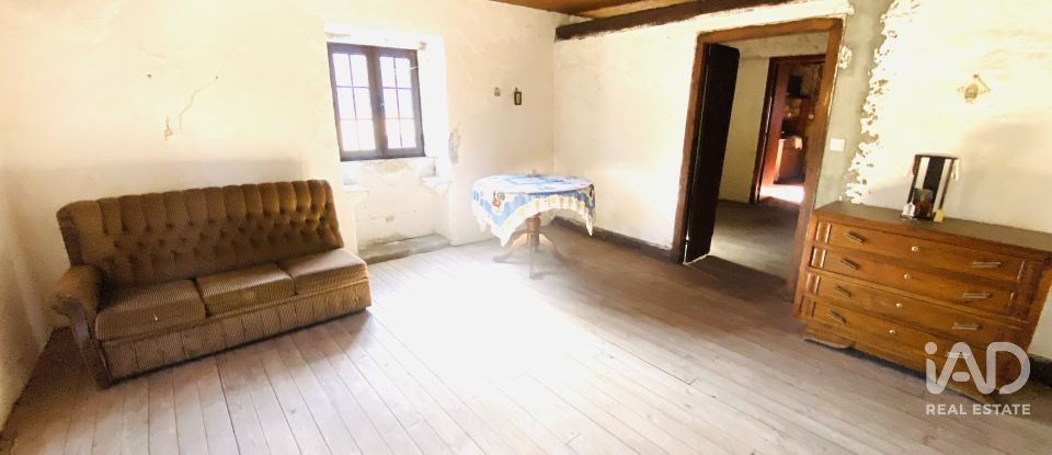 House T1 in Romarigães of 176 m²