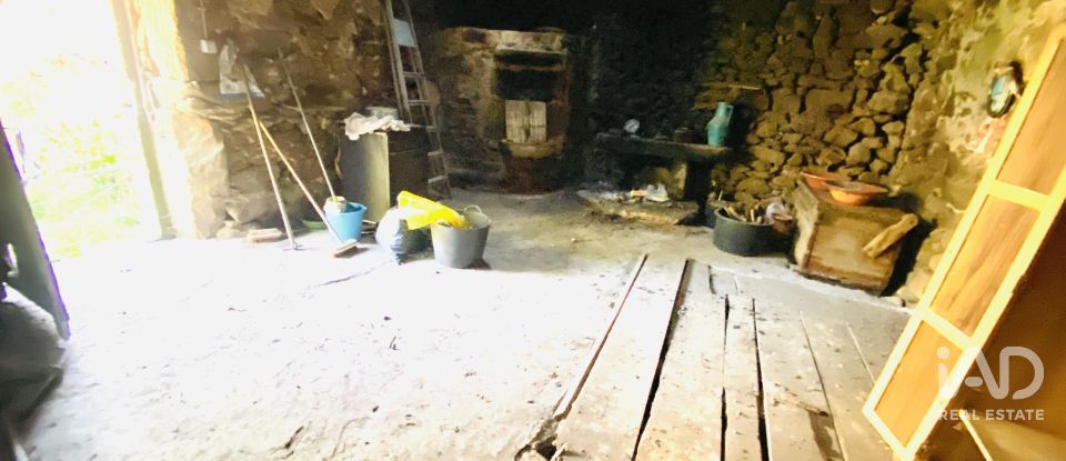 House T1 in Romarigães of 176 m²