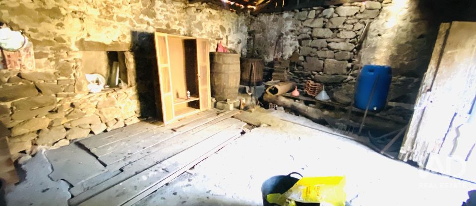 House T1 in Romarigães of 176 m²