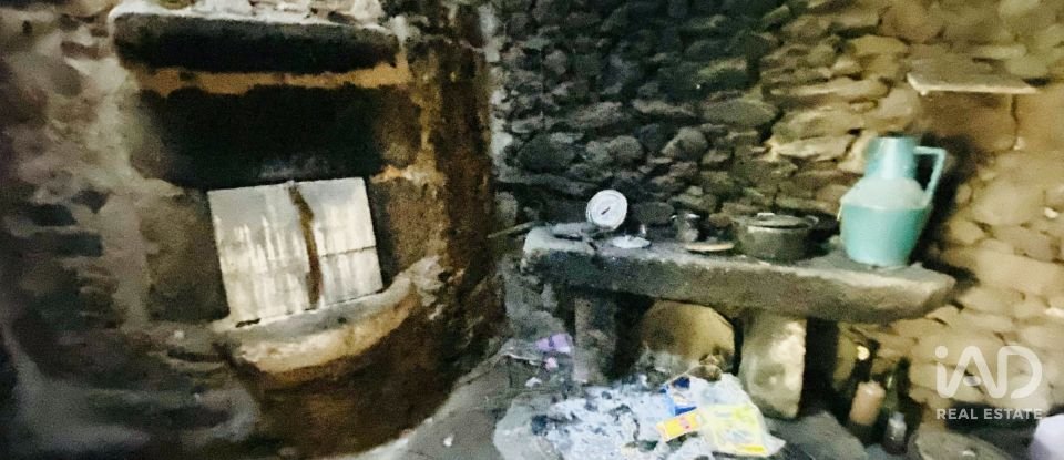 House T1 in Romarigães of 176 m²