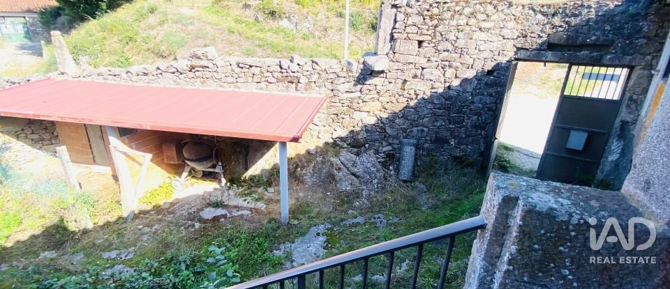 House T1 in Romarigães of 176 m²