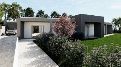 Single story home T5 in Vimeiro of 370 m²
