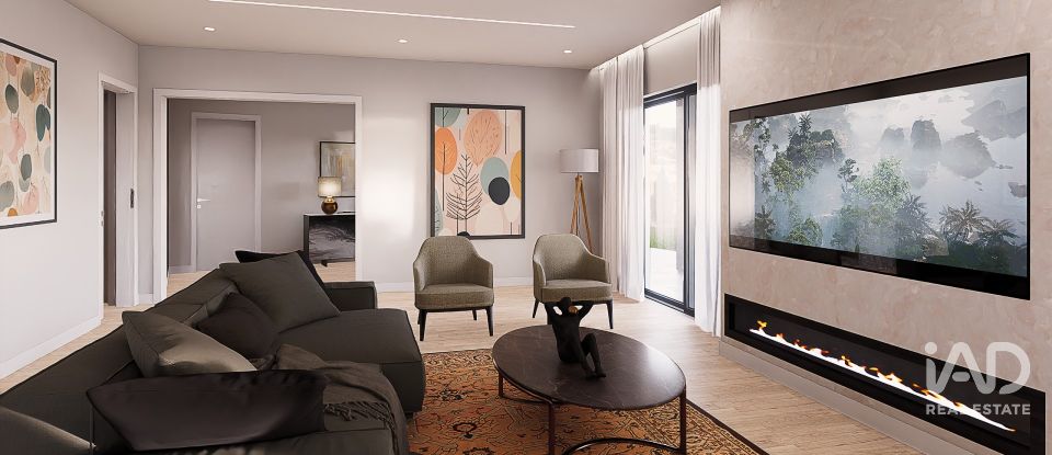 Single story home T5 in Vimeiro of 370 m²