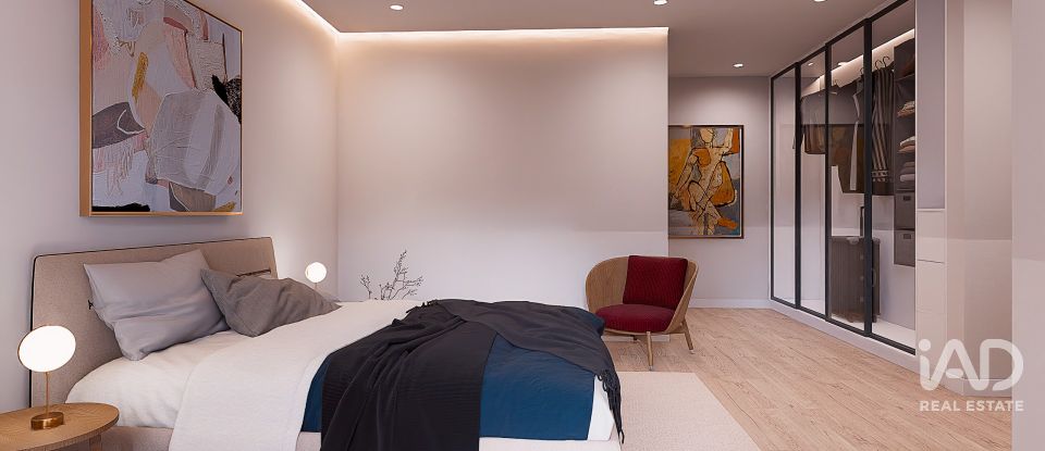 Single story home T5 in Vimeiro of 370 m²