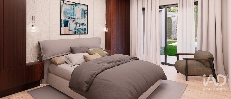 Single story home T5 in Vimeiro of 370 m²