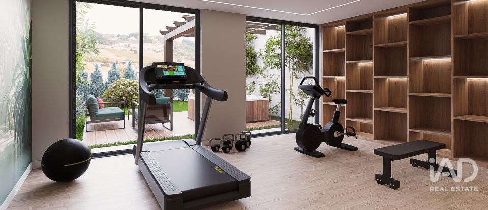 Single story home T5 in Vimeiro of 370 m²