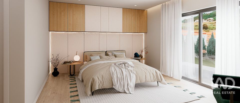 Single story home T5 in Vimeiro of 370 m²