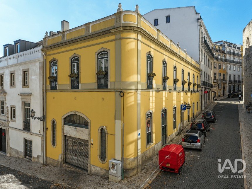 Block of flats in Santa Maria Maior of 933 m²