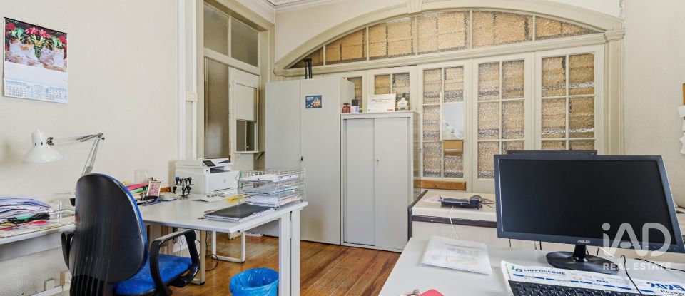 Block of flats in Santa Maria Maior of 933 m²