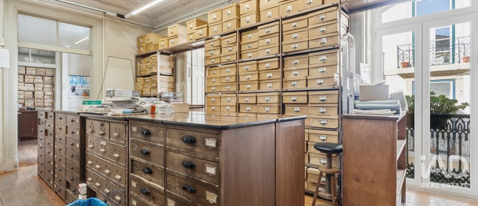 Block of flats in Santa Maria Maior of 933 m²