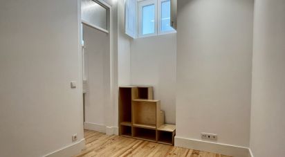 Apartment T2 in Arroios of 60 m²