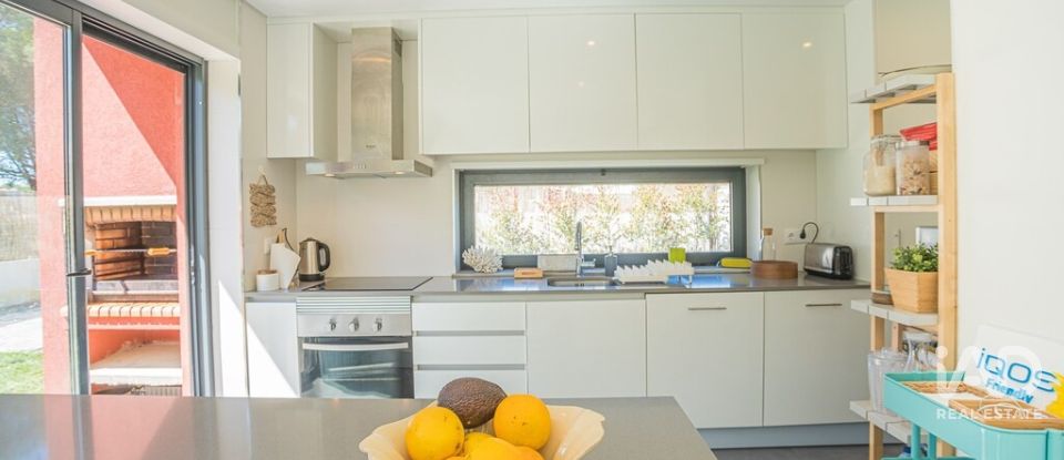 Moradia T3 em Sesimbra (Castelo) de 169 m²