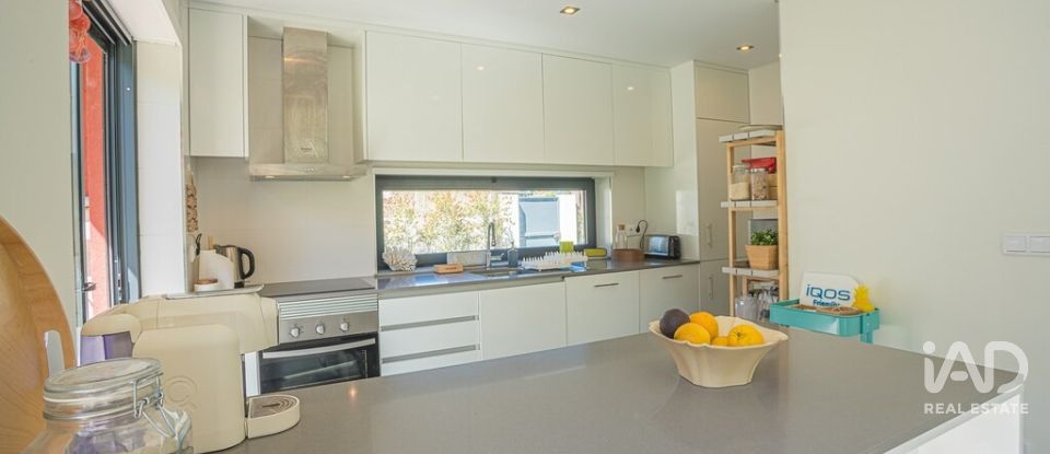 Moradia T3 em Sesimbra (Castelo) de 169 m²