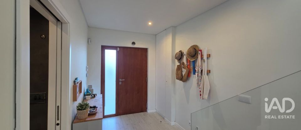 Moradia T3 em Sesimbra (Castelo) de 169 m²