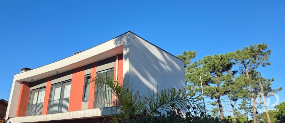 Moradia T3 em Sesimbra (Castelo) de 169 m²