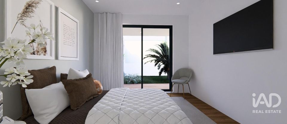 Maison de plain-pied T5 à Castelo do Neiva de 299 m²