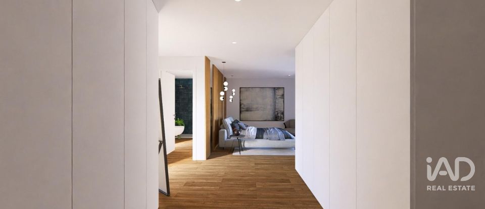 Maison de plain-pied T5 à Castelo do Neiva de 299 m²