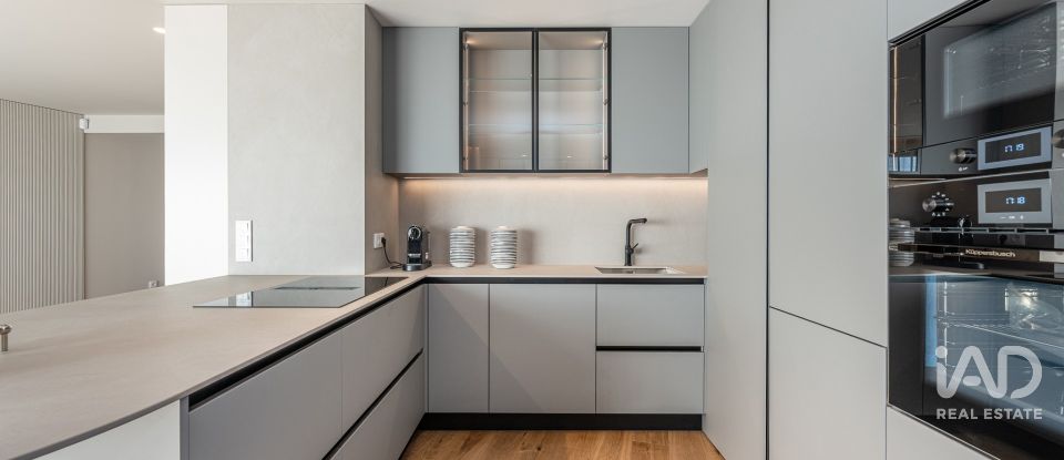 Apartamento T2 em São Félix da Marinha de 89 m²