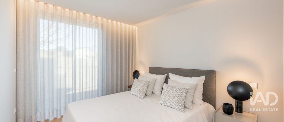 Apartamento T2 em São Félix da Marinha de 89 m²