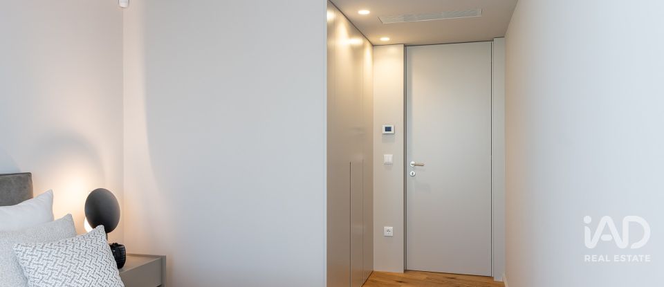 Apartamento T2 em São Félix da Marinha de 89 m²