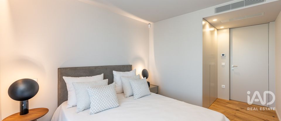 Apartamento T2 em São Félix da Marinha de 89 m²