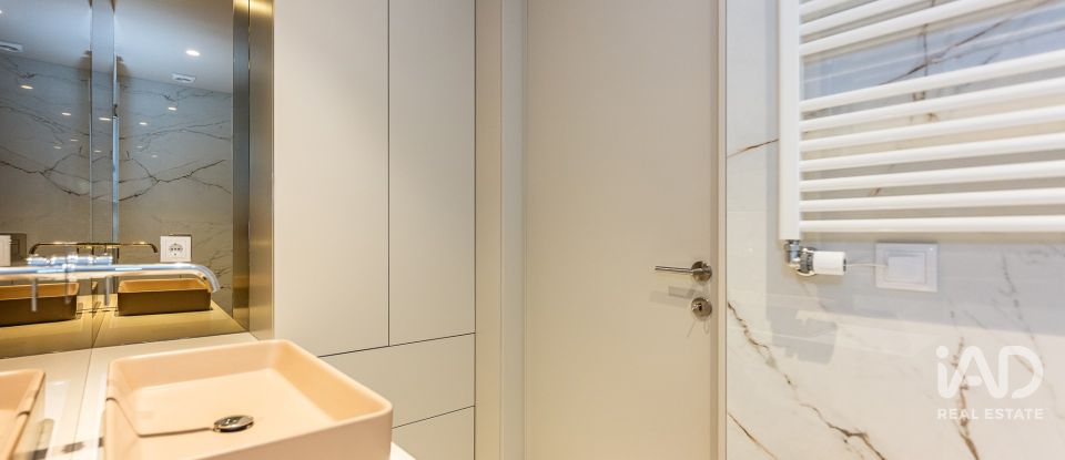 Apartamento T2 em São Félix da Marinha de 89 m²