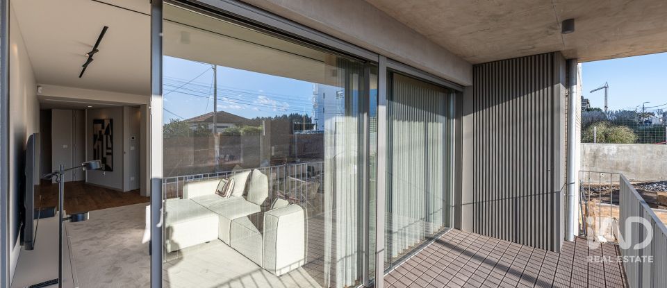 Apartamento T2 em São Félix da Marinha de 89 m²