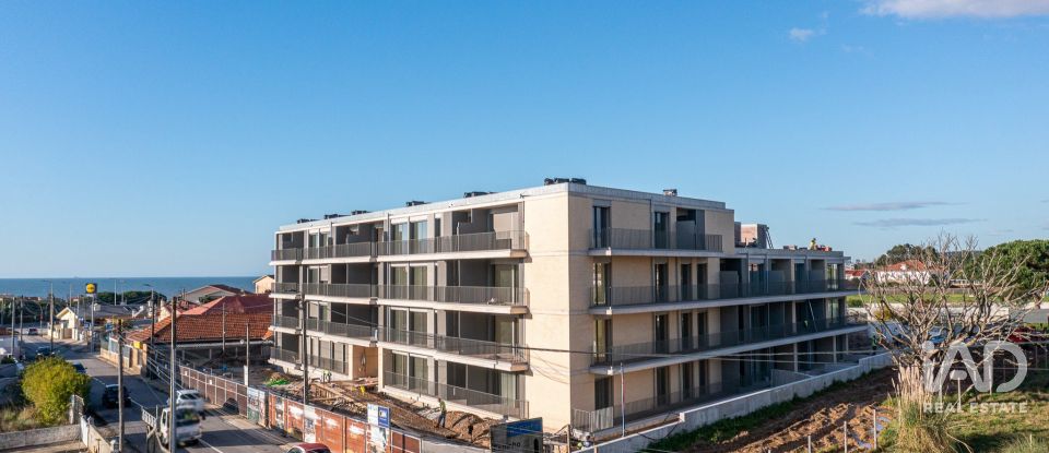 Apartamento T2 em São Félix da Marinha de 89 m²