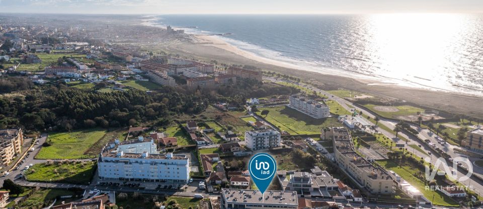 Apartamento T2 em São Félix da Marinha de 89 m²