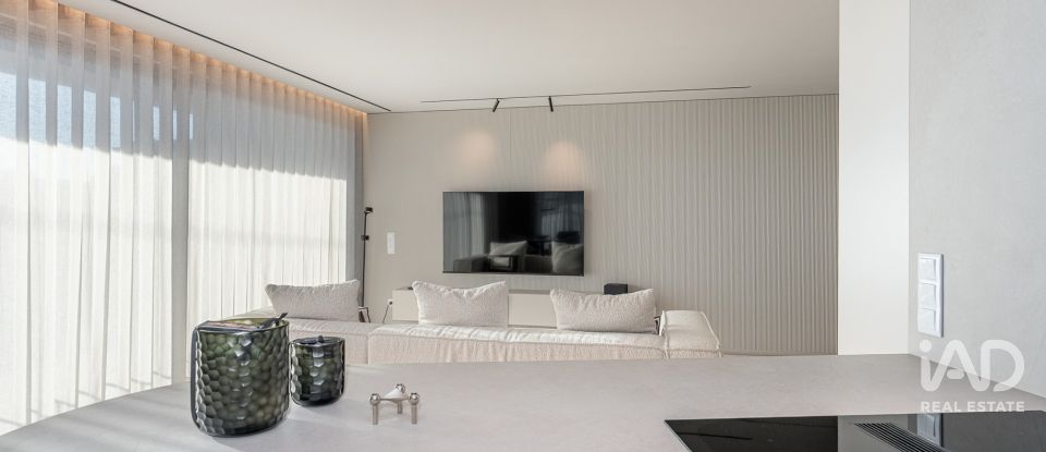 Apartamento T2 em São Félix da Marinha de 89 m²