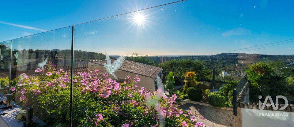 Moradia T4 em Loulé (São Clemente) de 215 m²