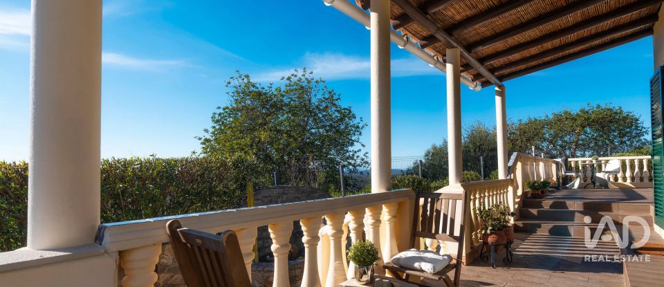 Moradia T4 em Loulé (São Clemente) de 215 m²