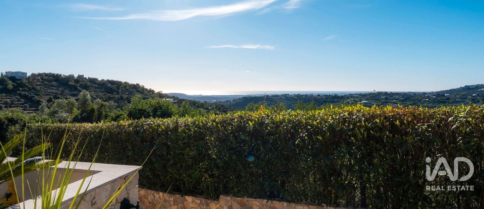 Moradia T4 em Loulé (São Clemente) de 215 m²