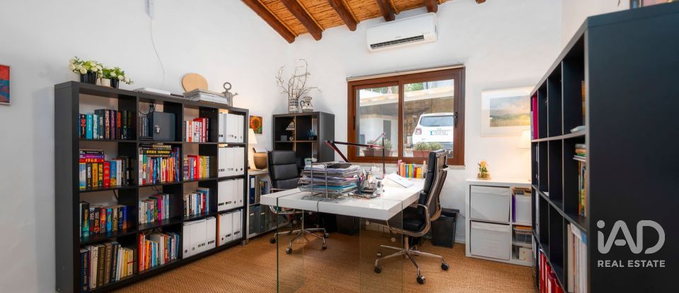 Moradia T4 em Loulé (São Clemente) de 215 m²