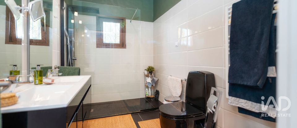 Moradia T4 em Loulé (São Clemente) de 215 m²