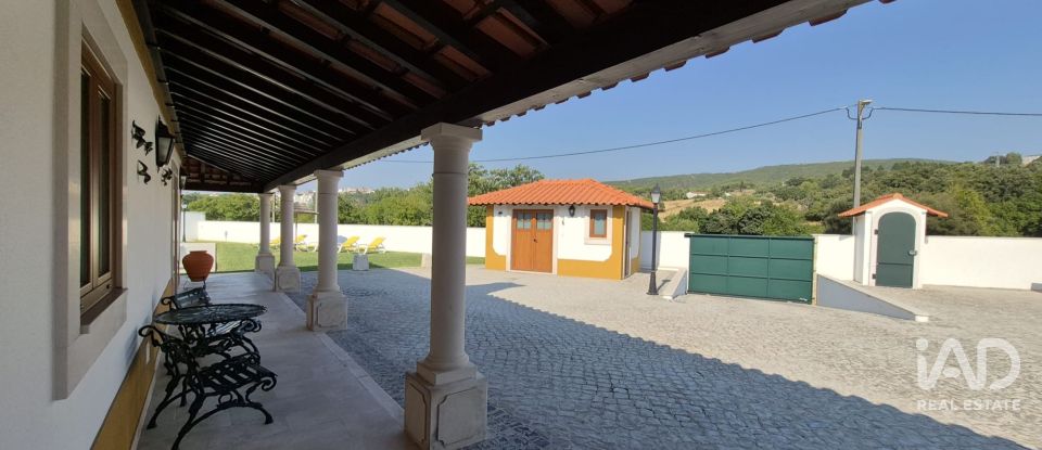 Maison de plain-pied T4 à Ossela de 384 m²